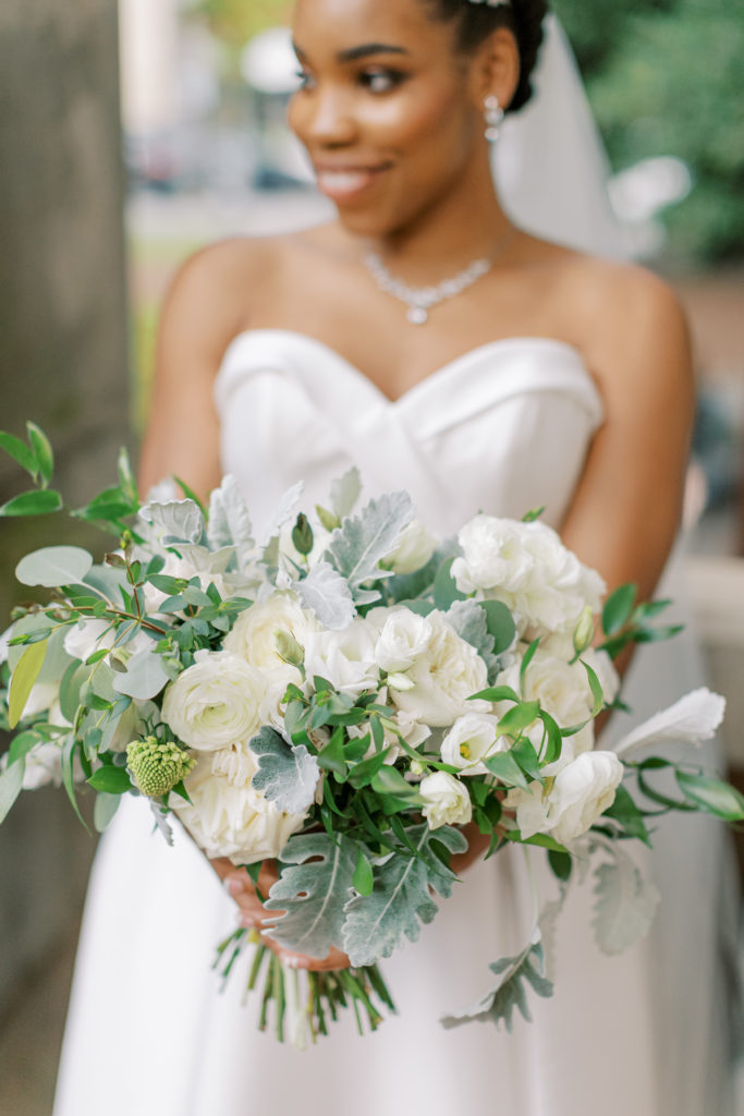 Renee-Jael-Atlanta-Wedding-Photographer-at-Dekalb-History-Center-and-Courthouse-Gardenia-Floral-Design
