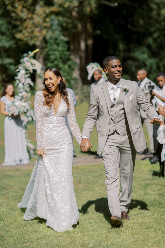 Atlanta-Wedding-Photographer-Cator-Woolford-Gardens-Renee-Jael_groom_wedding_ceremony